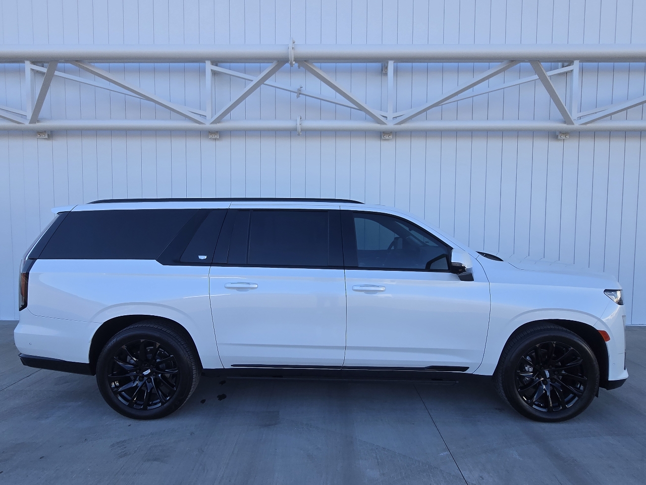 Cadillac Escalade ESV Sport Platinum AWD 2023