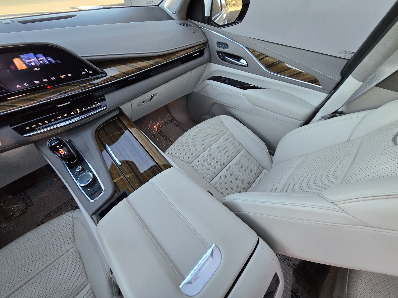 Cadillac Escalade ESV Sport Platinum AWD 2023