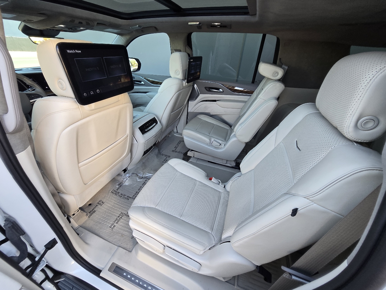 Cadillac Escalade ESV Sport Platinum AWD 2023