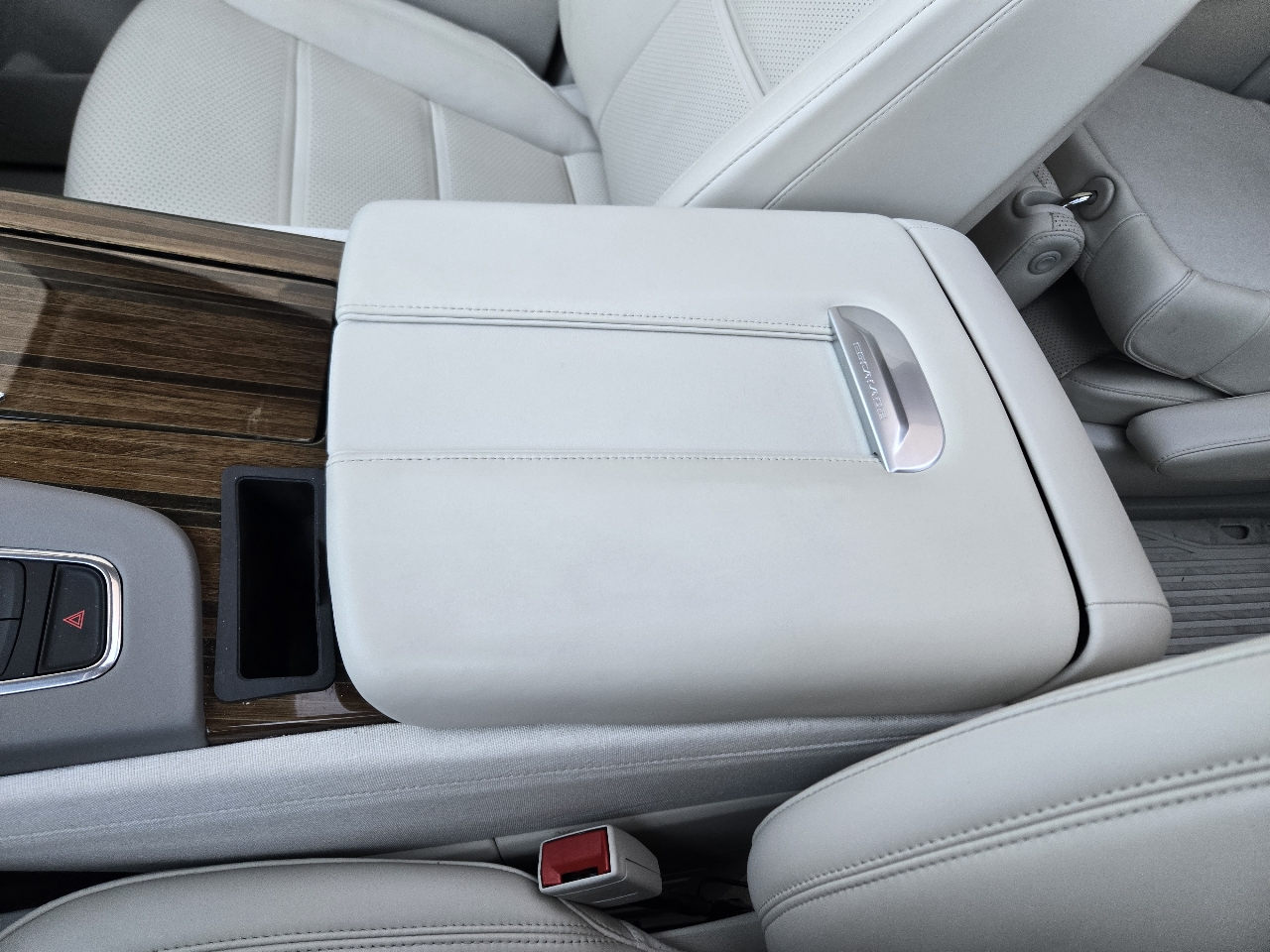 Cadillac Escalade ESV Sport Platinum AWD 2023