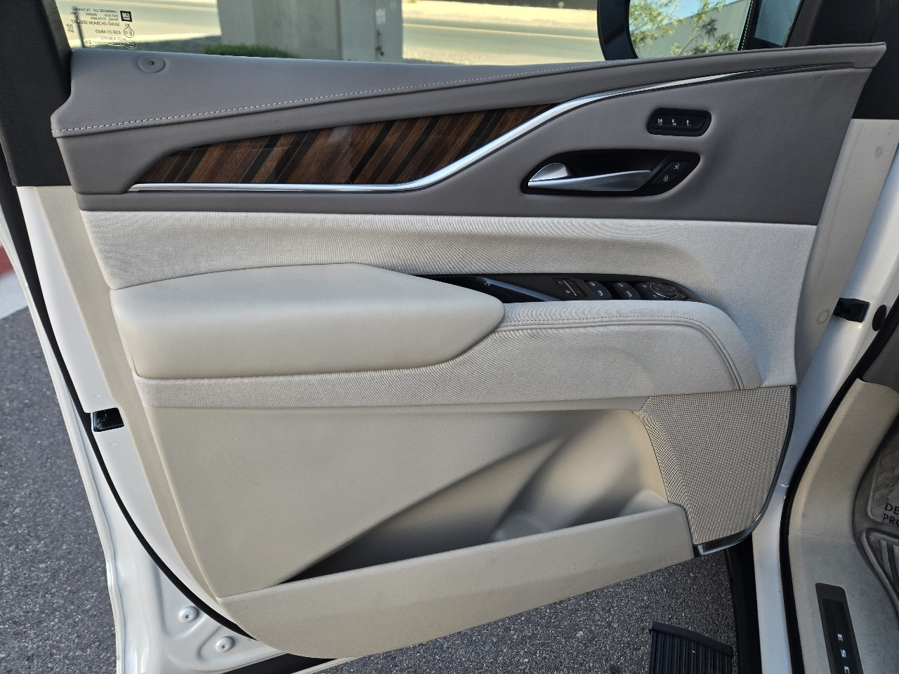 Cadillac Escalade ESV Sport Platinum AWD 2023