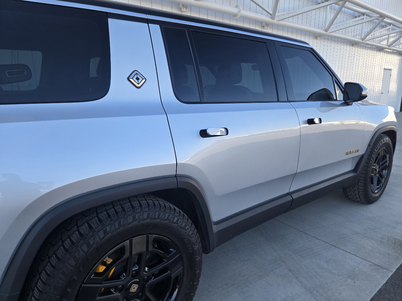 Rivian R1S Launch Edition 2023