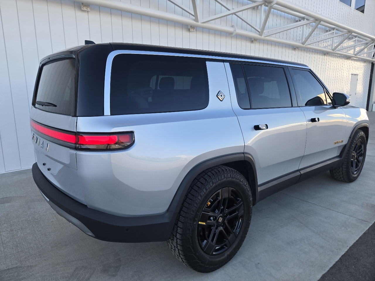 Rivian R1S Launch Edition 2023