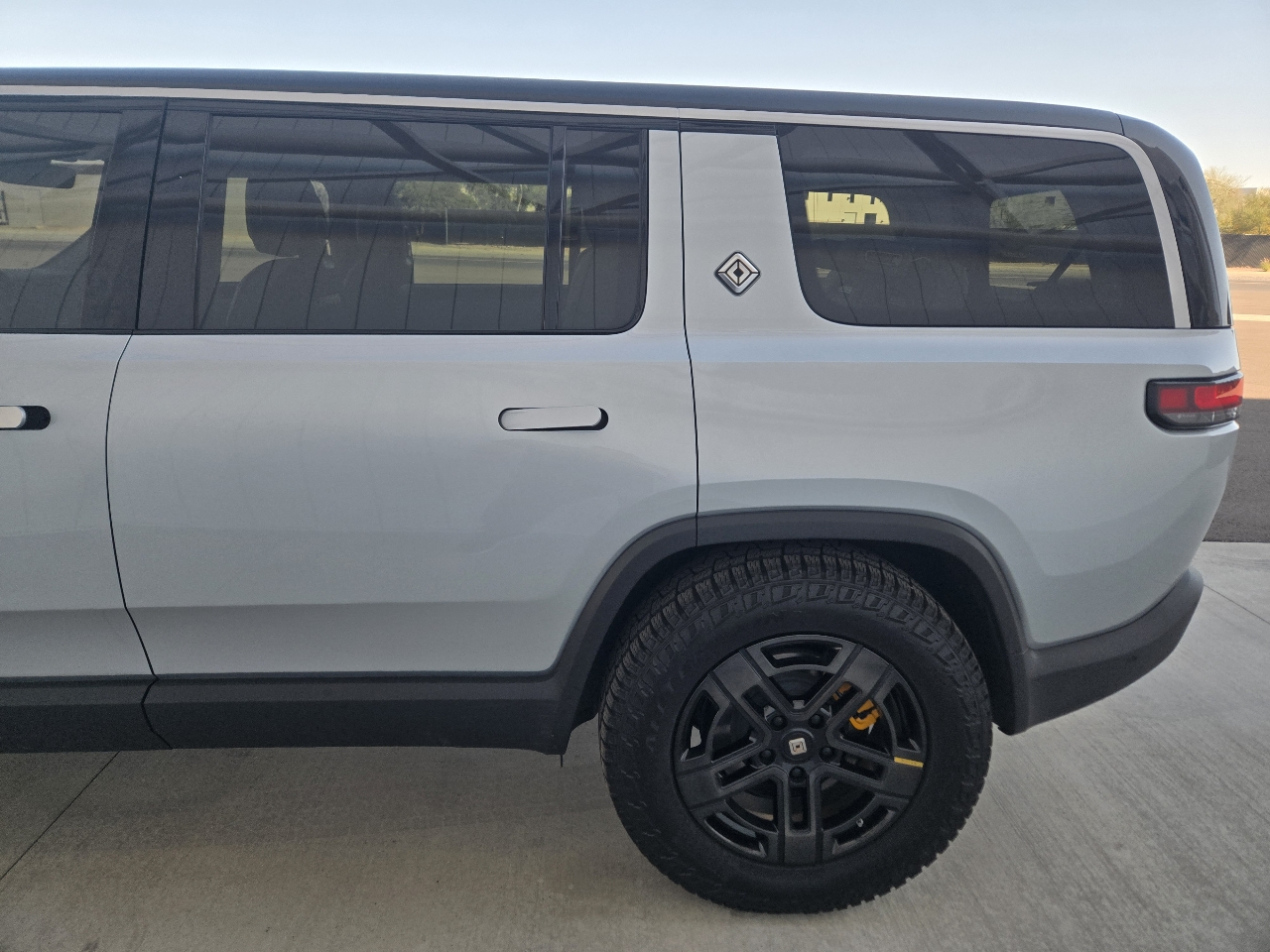 Rivian R1S Launch Edition 2023