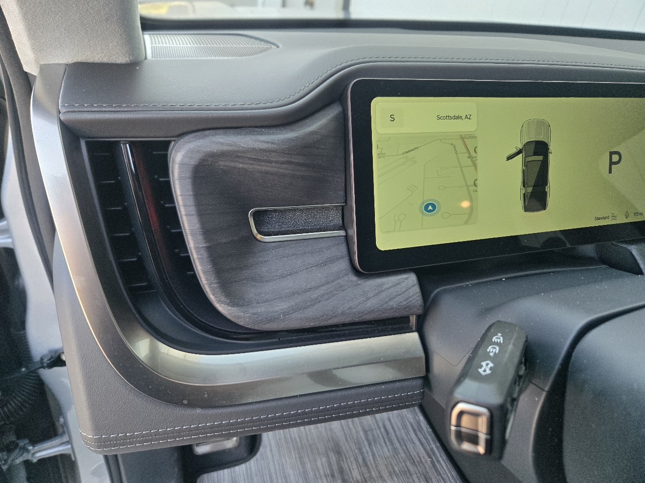 Rivian R1S Launch Edition 2023