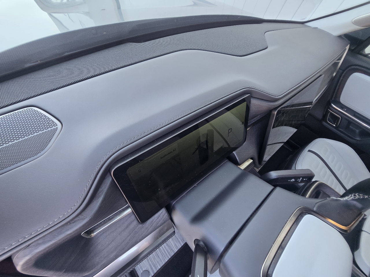 Rivian R1S Launch Edition 2023