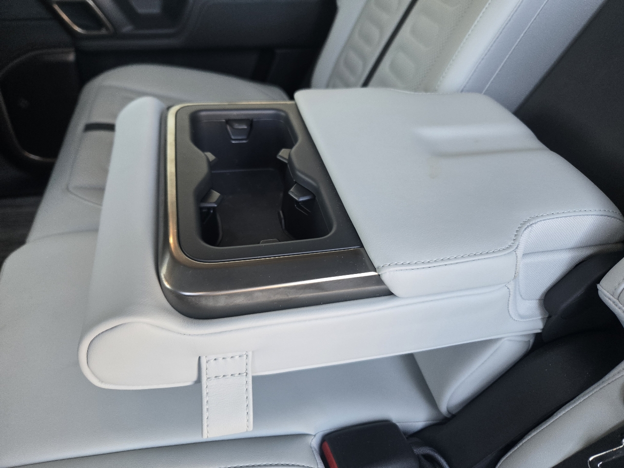 Rivian R1S Launch Edition 2023