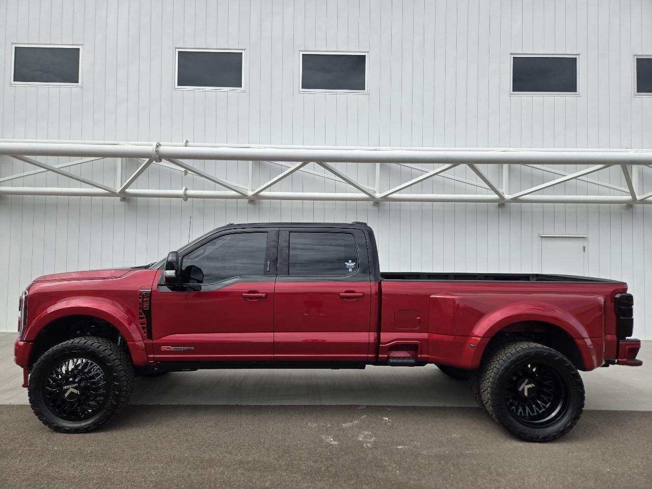 2024 Ford F-450 SD Platinum Crew Cab DRW 4WD