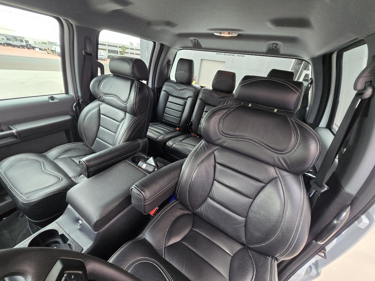 Ford F-650 Crew Cab 2WD DRW 2026