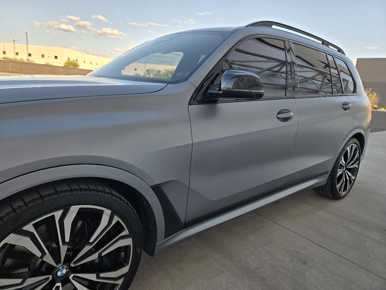 BMW X7 M60i 2023