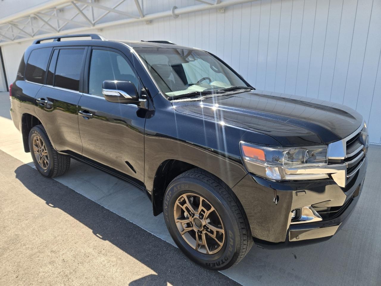 Toyota Land Cruiser 4WD 2020