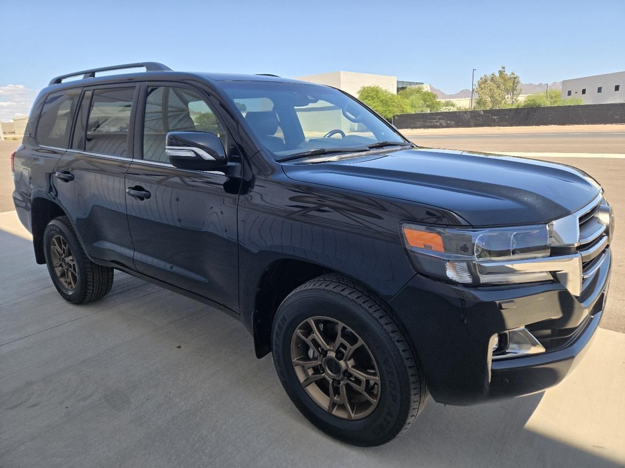 Toyota Land Cruiser 4WD 2020