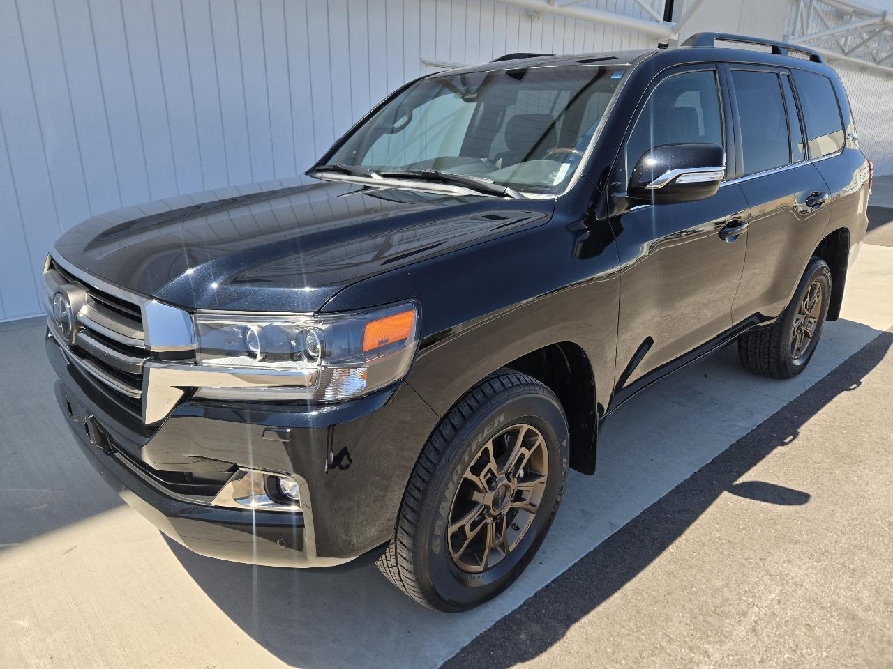 Toyota Land Cruiser 4WD 2020