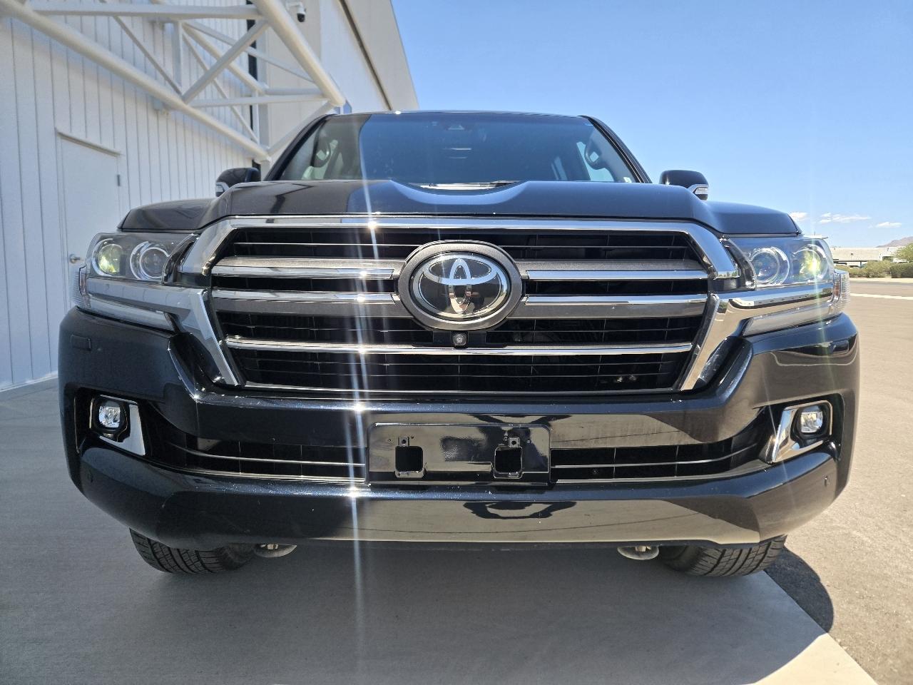 Toyota Land Cruiser 4WD 2020