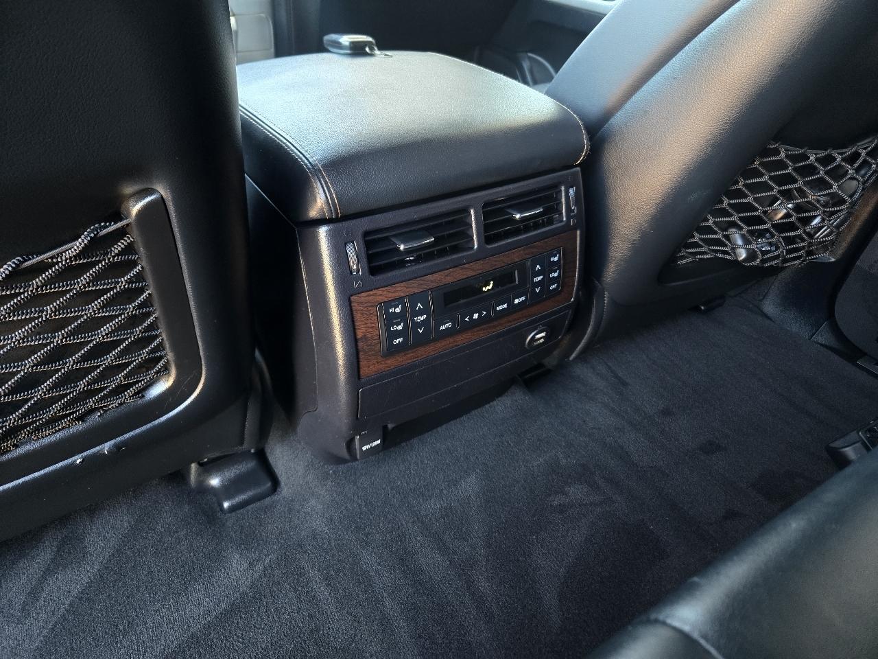 Toyota Land Cruiser 4WD 2020