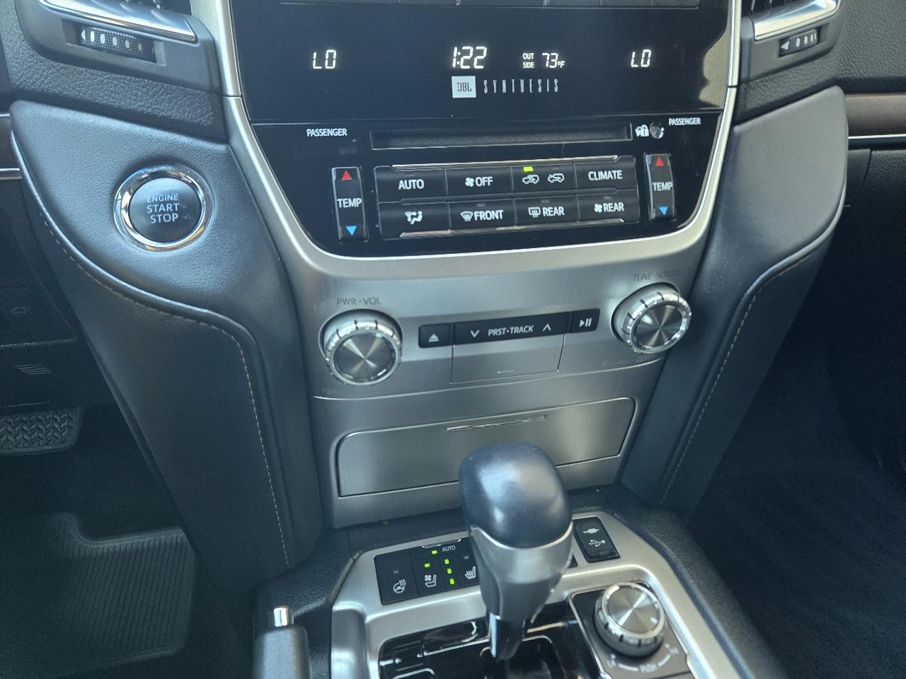 Toyota Land Cruiser 4WD 2020