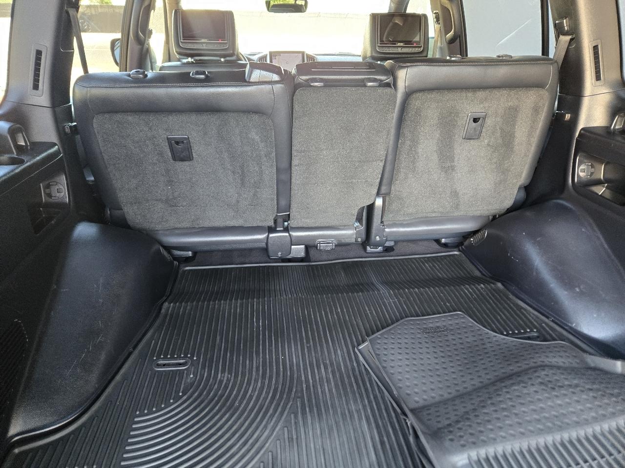 Toyota Land Cruiser 4WD 2020