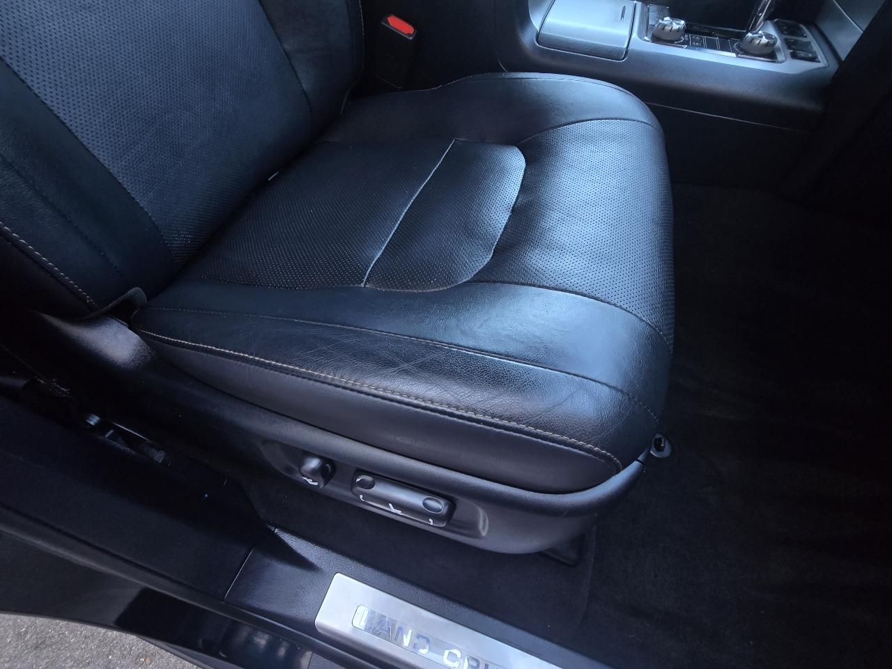 Toyota Land Cruiser 4WD 2020