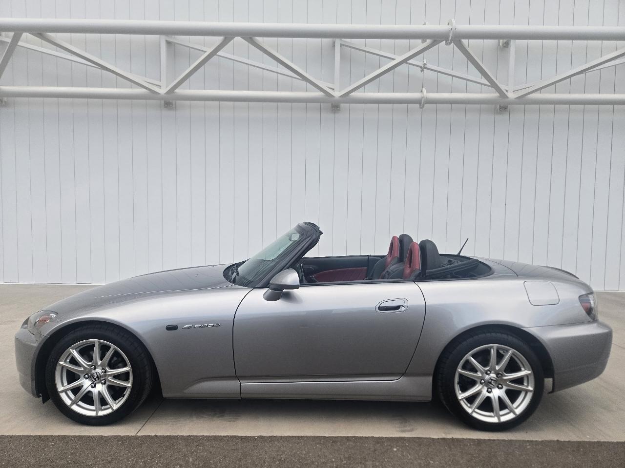 Honda S2000 Roadster 2004