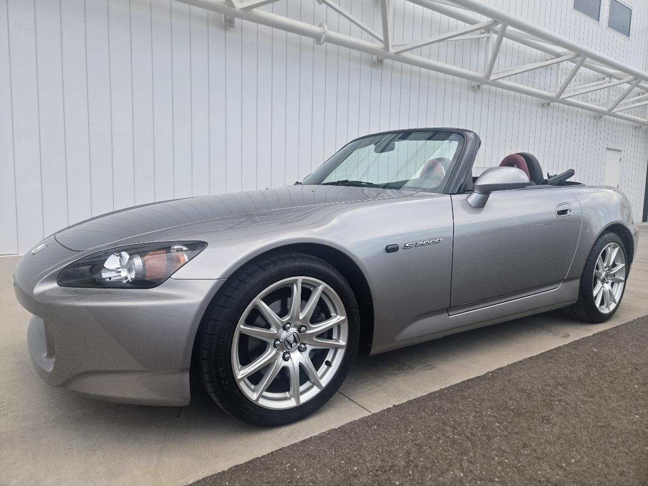 Honda S2000 Roadster 2004