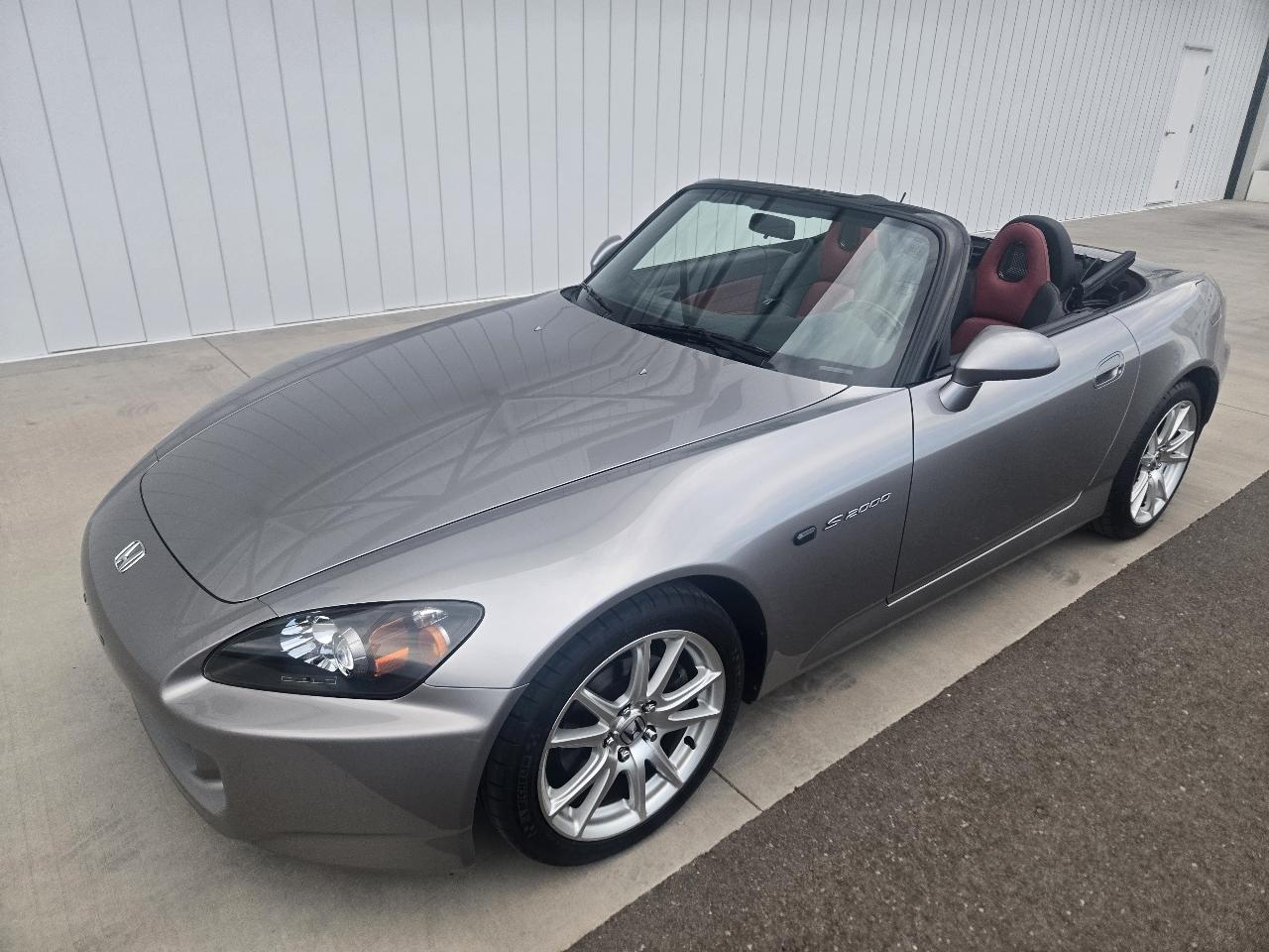 Honda S2000 Roadster 2004