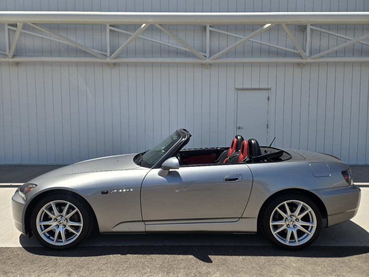 2004 Honda S2000 Roadster