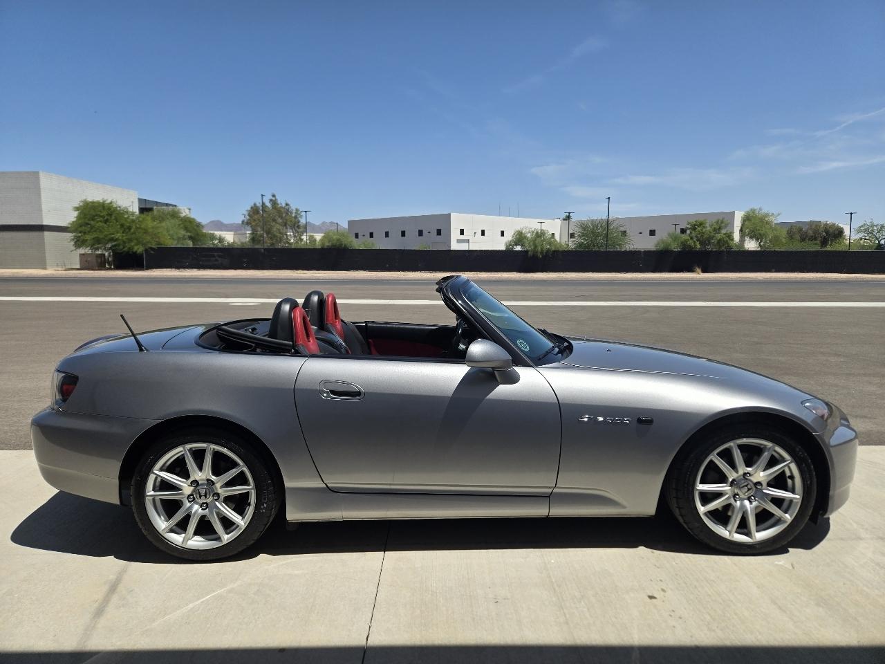 Honda S2000 Roadster 2004