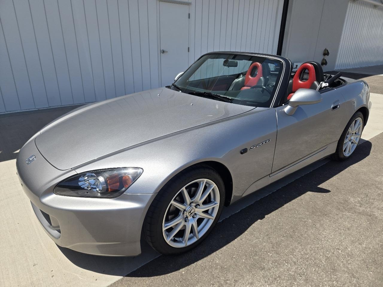 Honda S2000 Roadster 2004