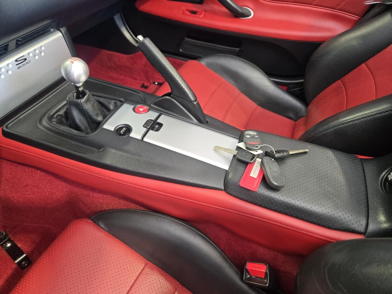 Honda S2000 Roadster 2004