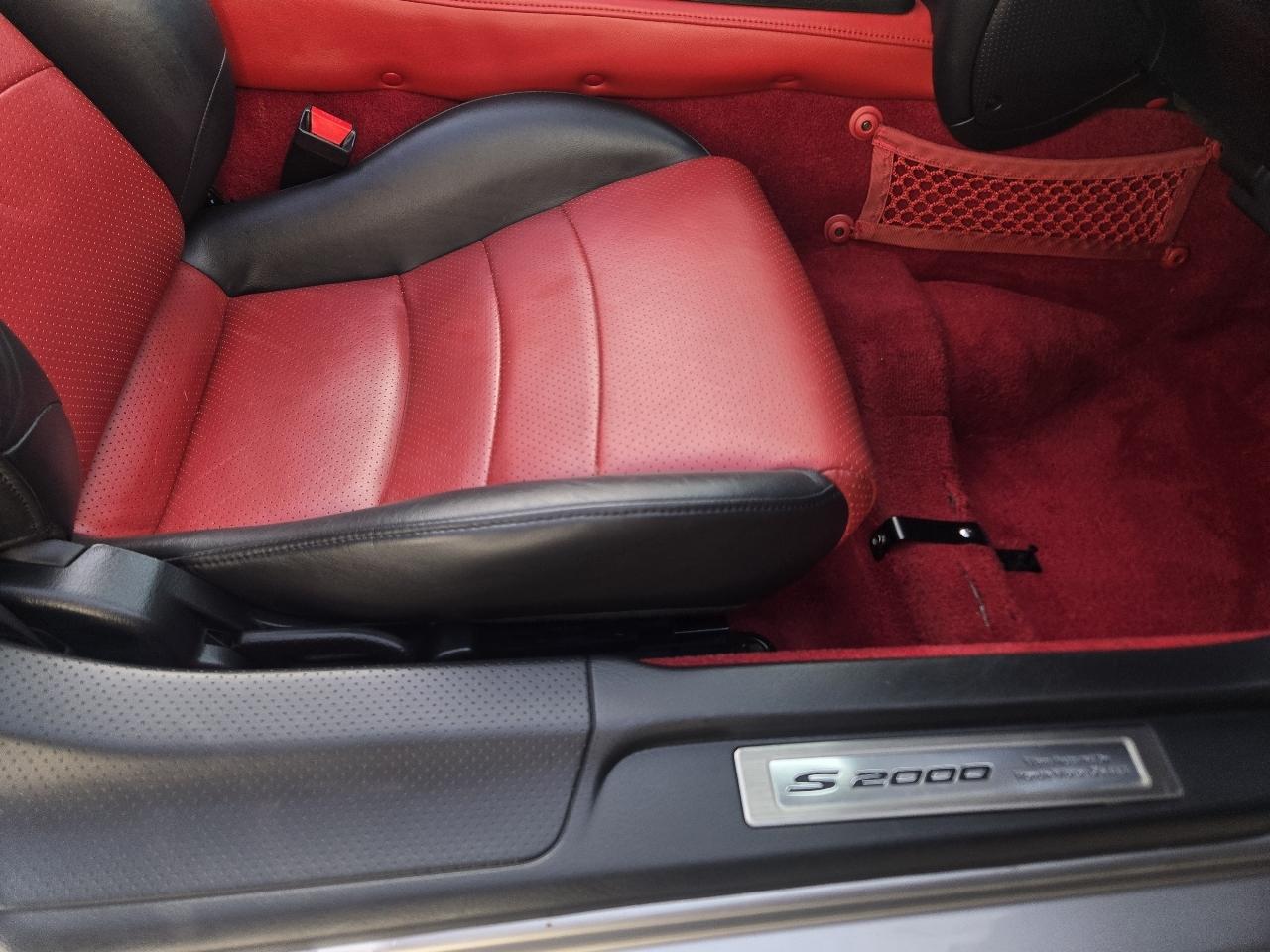 Honda S2000 Roadster 2004