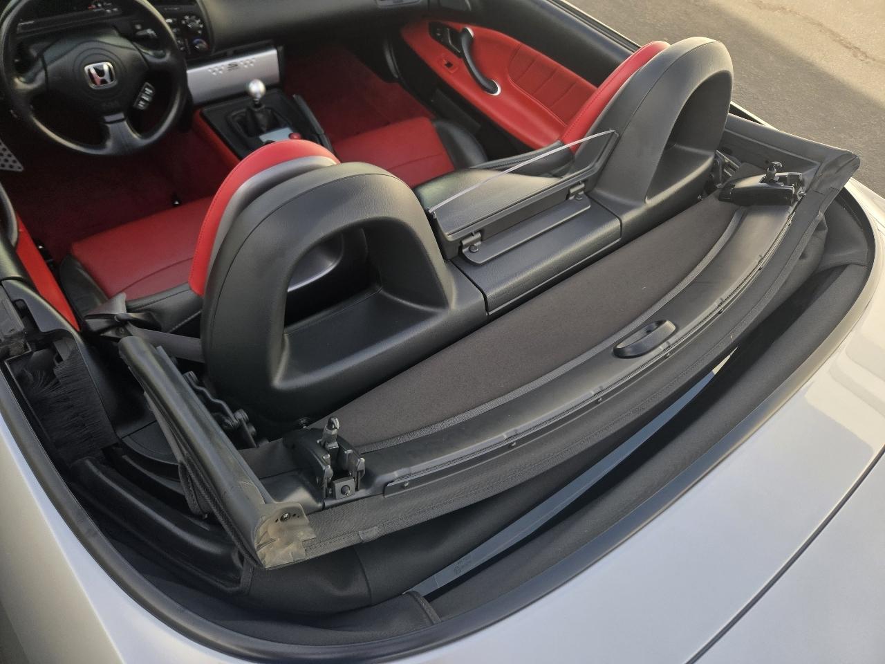 Honda S2000 Roadster 2004