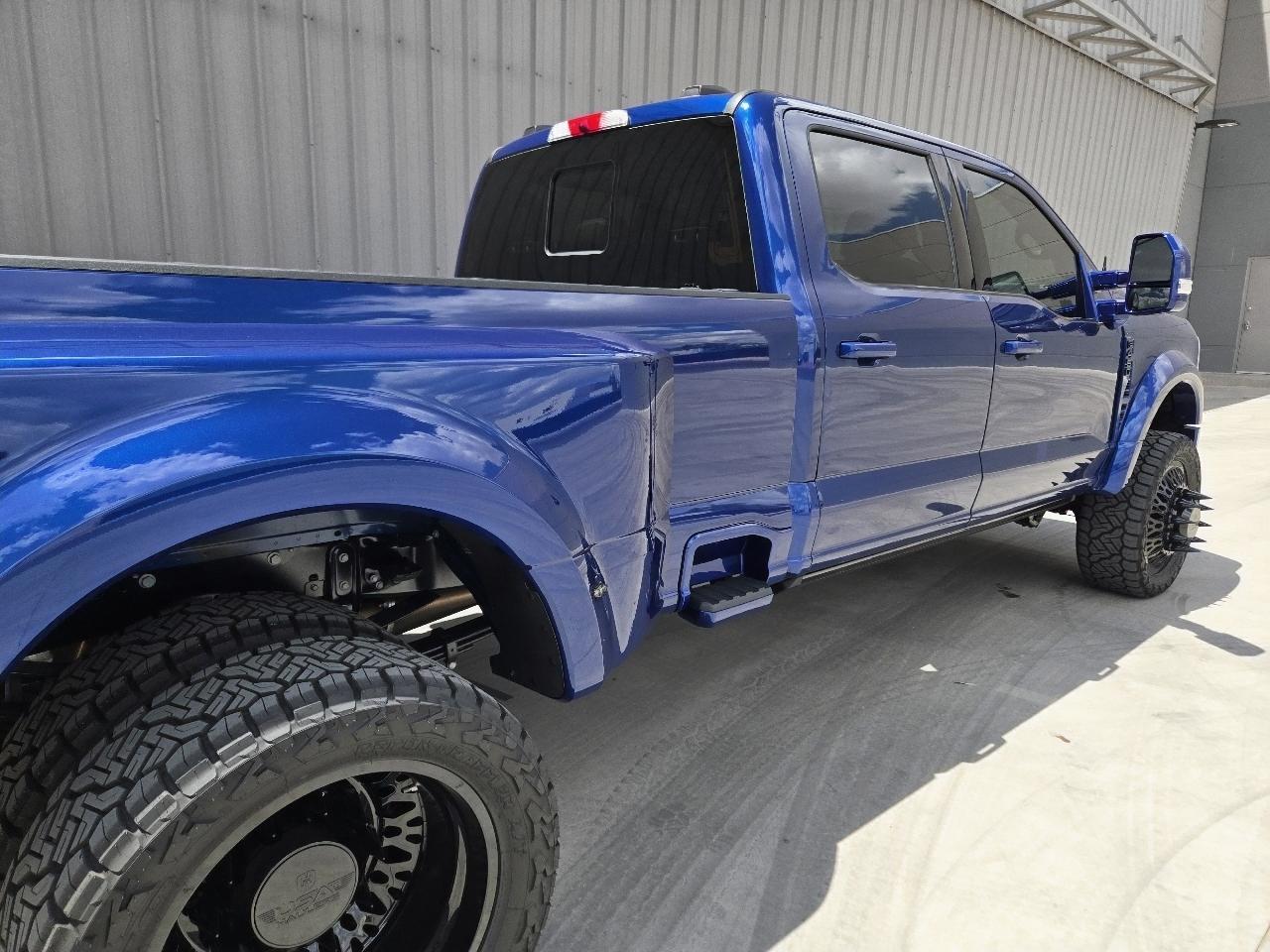 Ford F-450 SD Lariat Crew Cab DRW 4WD 2026