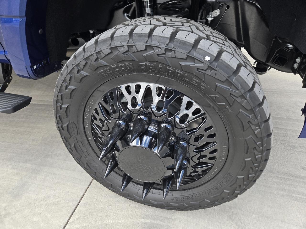 Ford F-450 SD Lariat Crew Cab DRW 4WD 2026