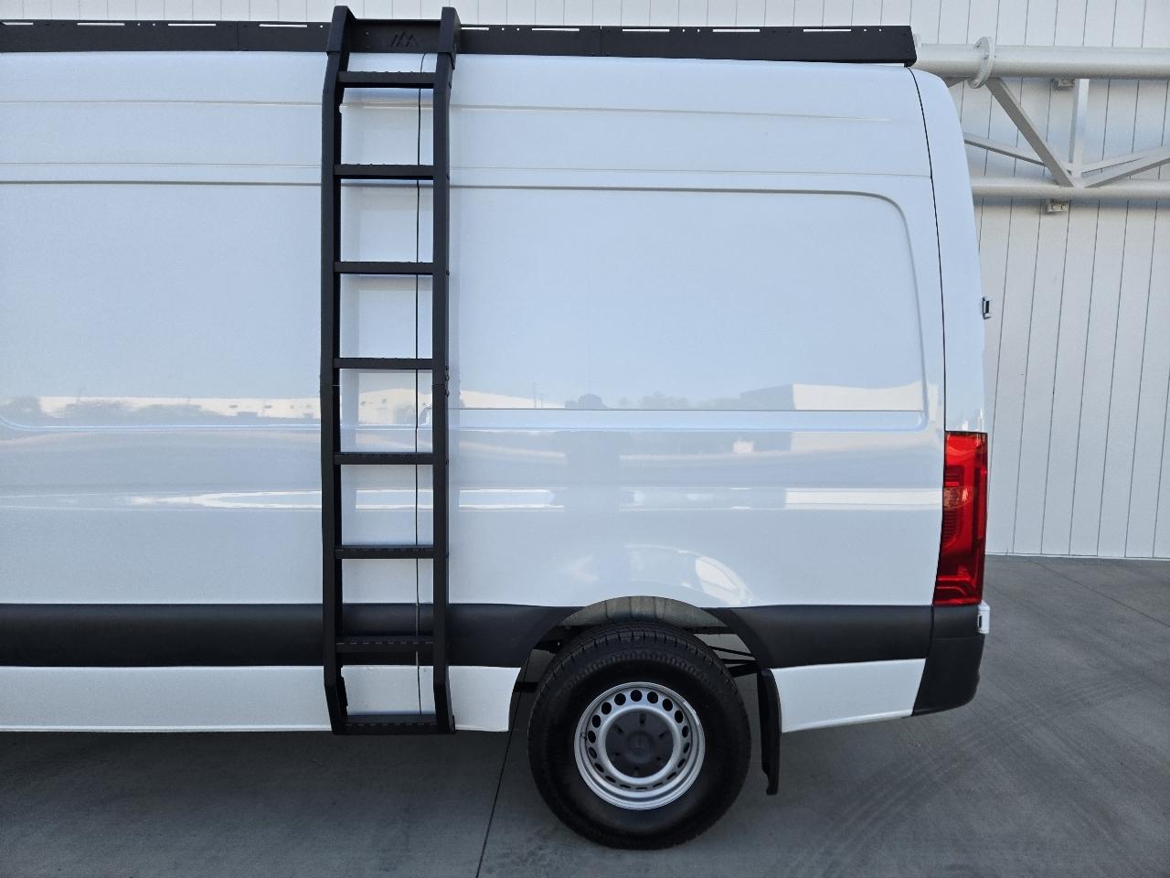 Mercedes-Benz Sprinter 2500 144-in. WB 2022
