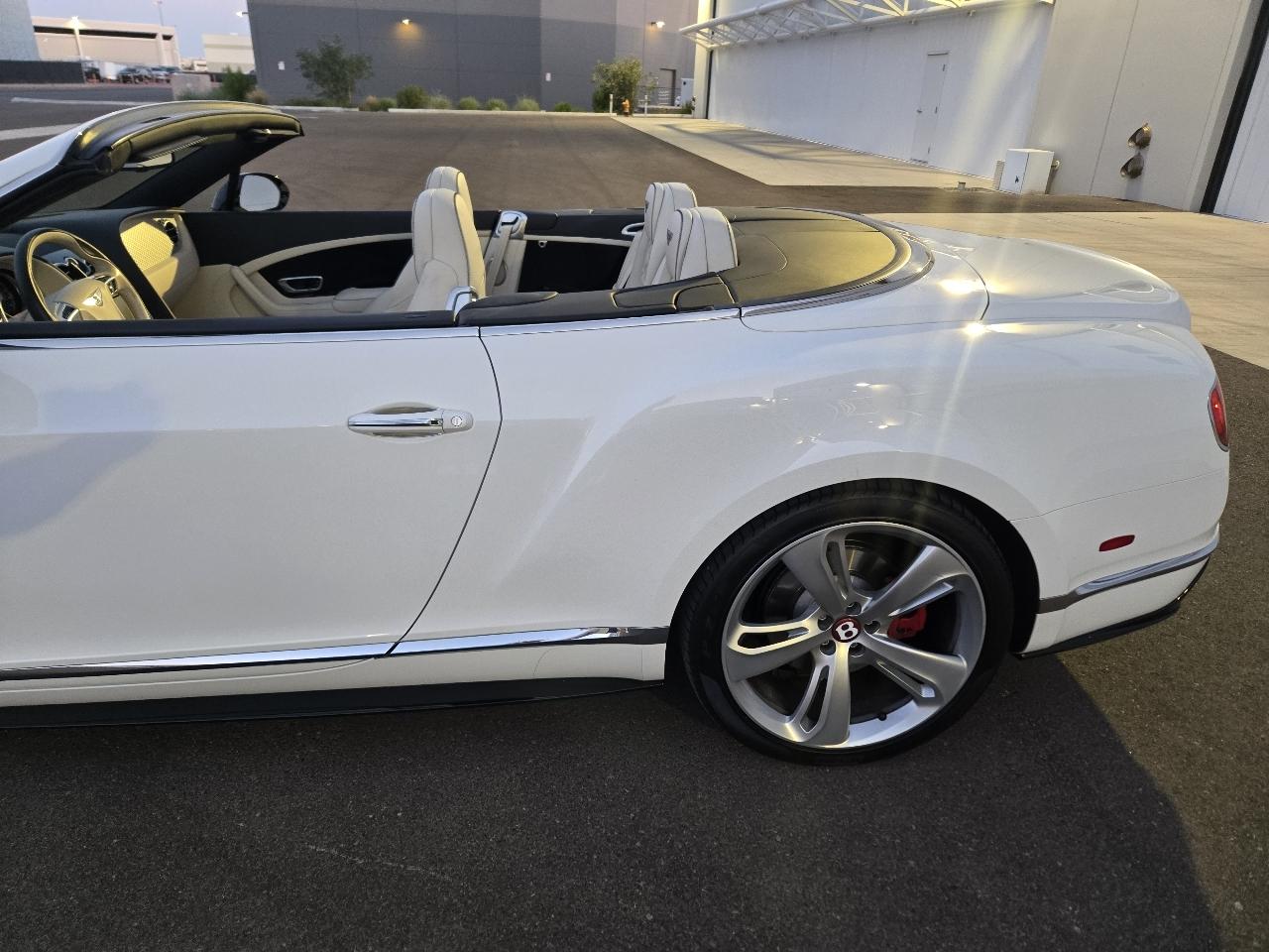 Bentley Continental GTC V8 S 2016
