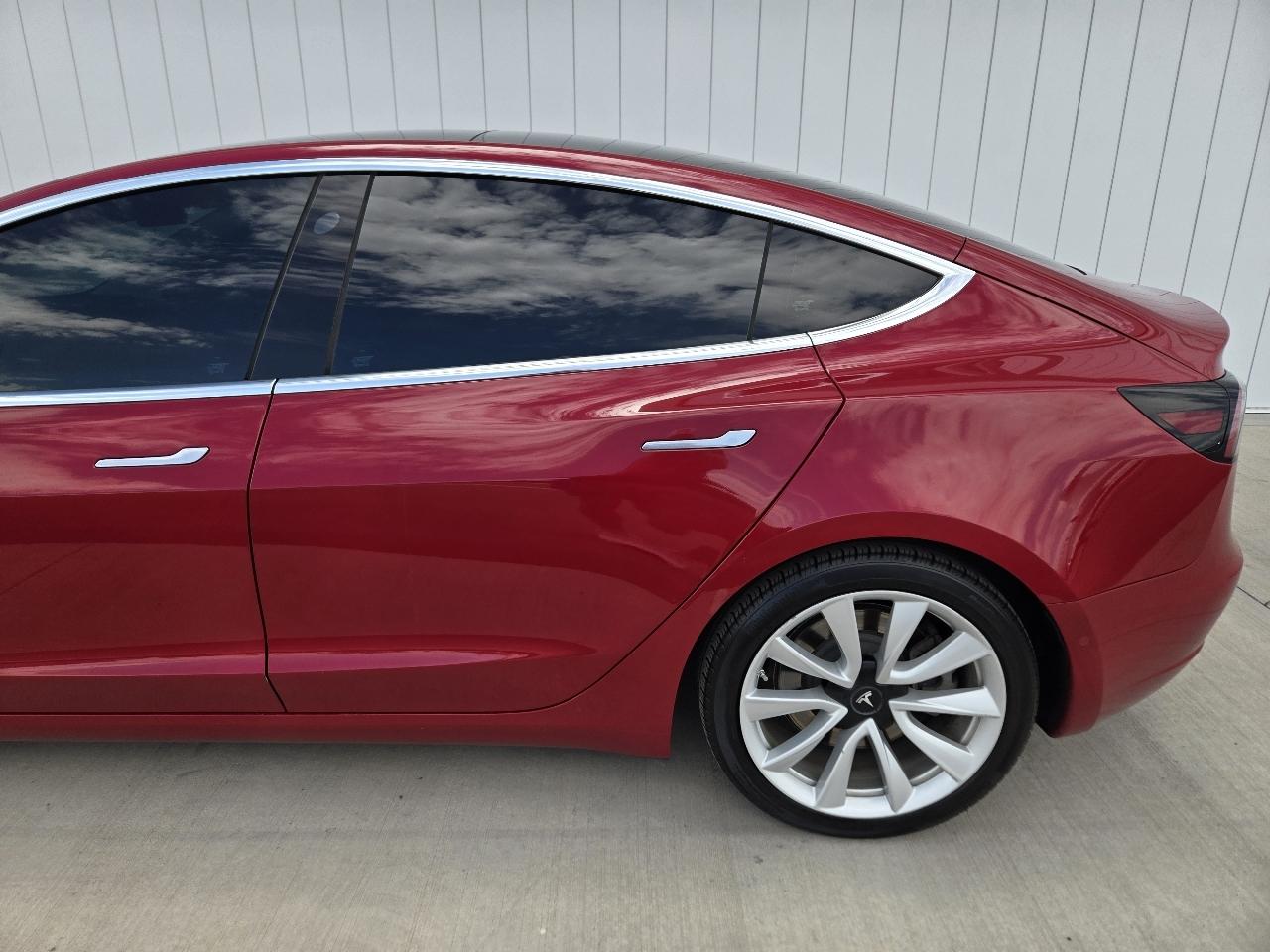 Tesla Model 3 Long Range 2019