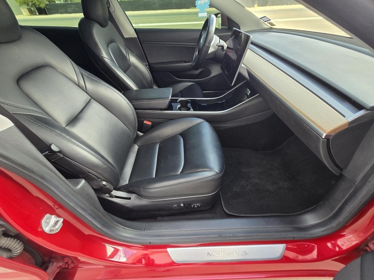 Tesla Model 3 Long Range 2019