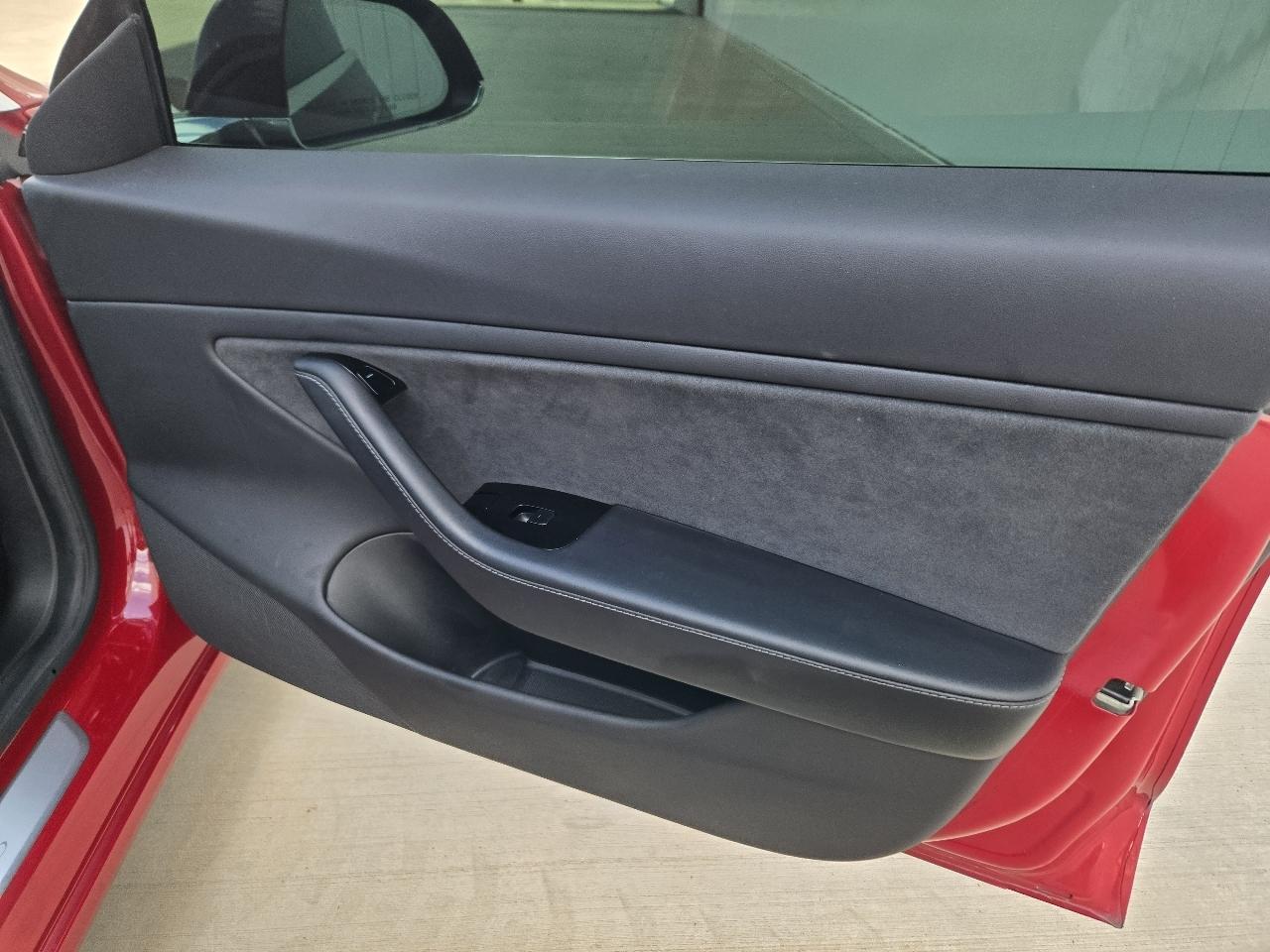 Tesla Model 3 Long Range 2019