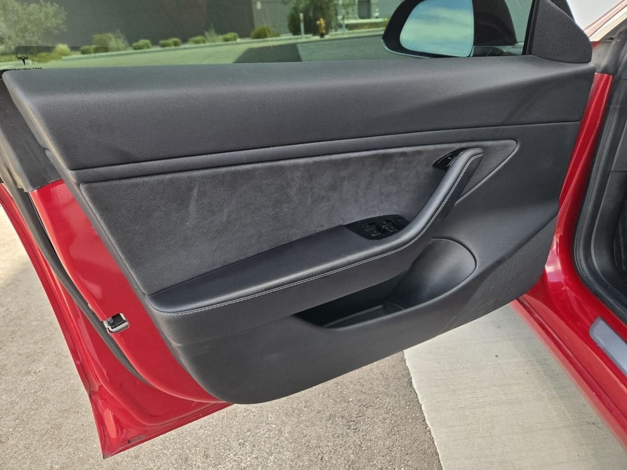Tesla Model 3 Long Range 2019