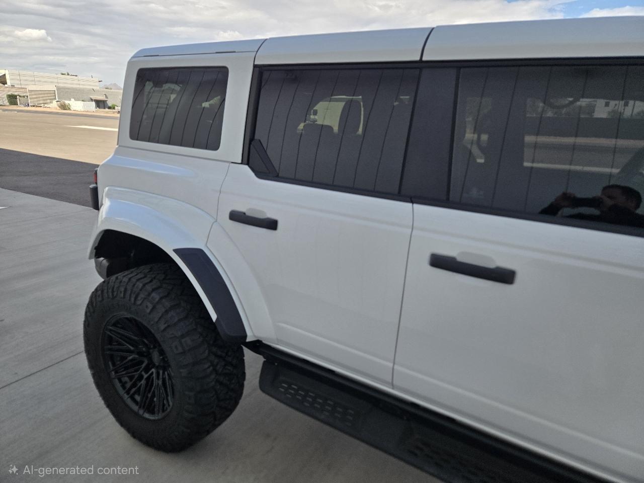 Ford Bronco Raptor 2023