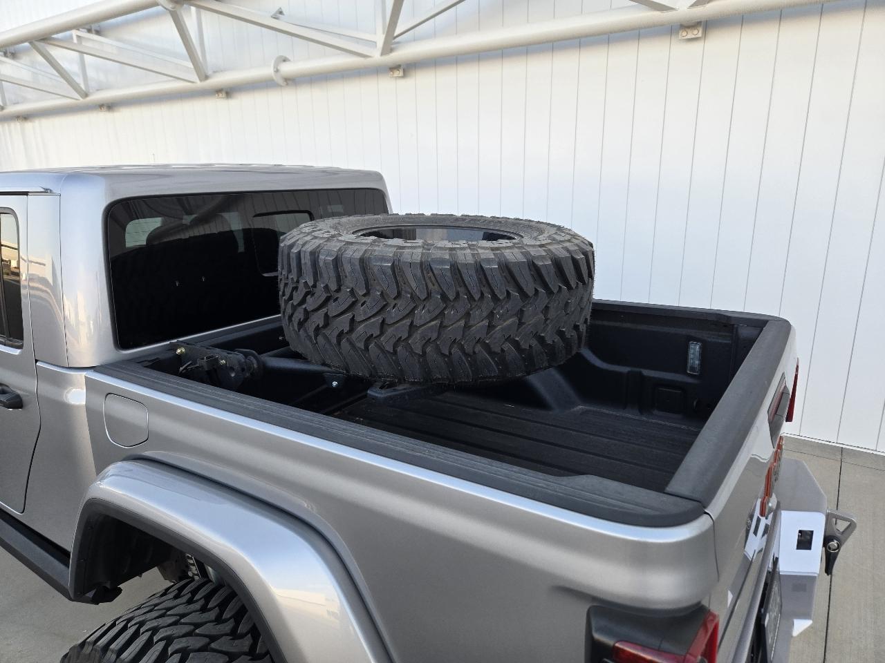 Jeep Gladiator Mojave 2021