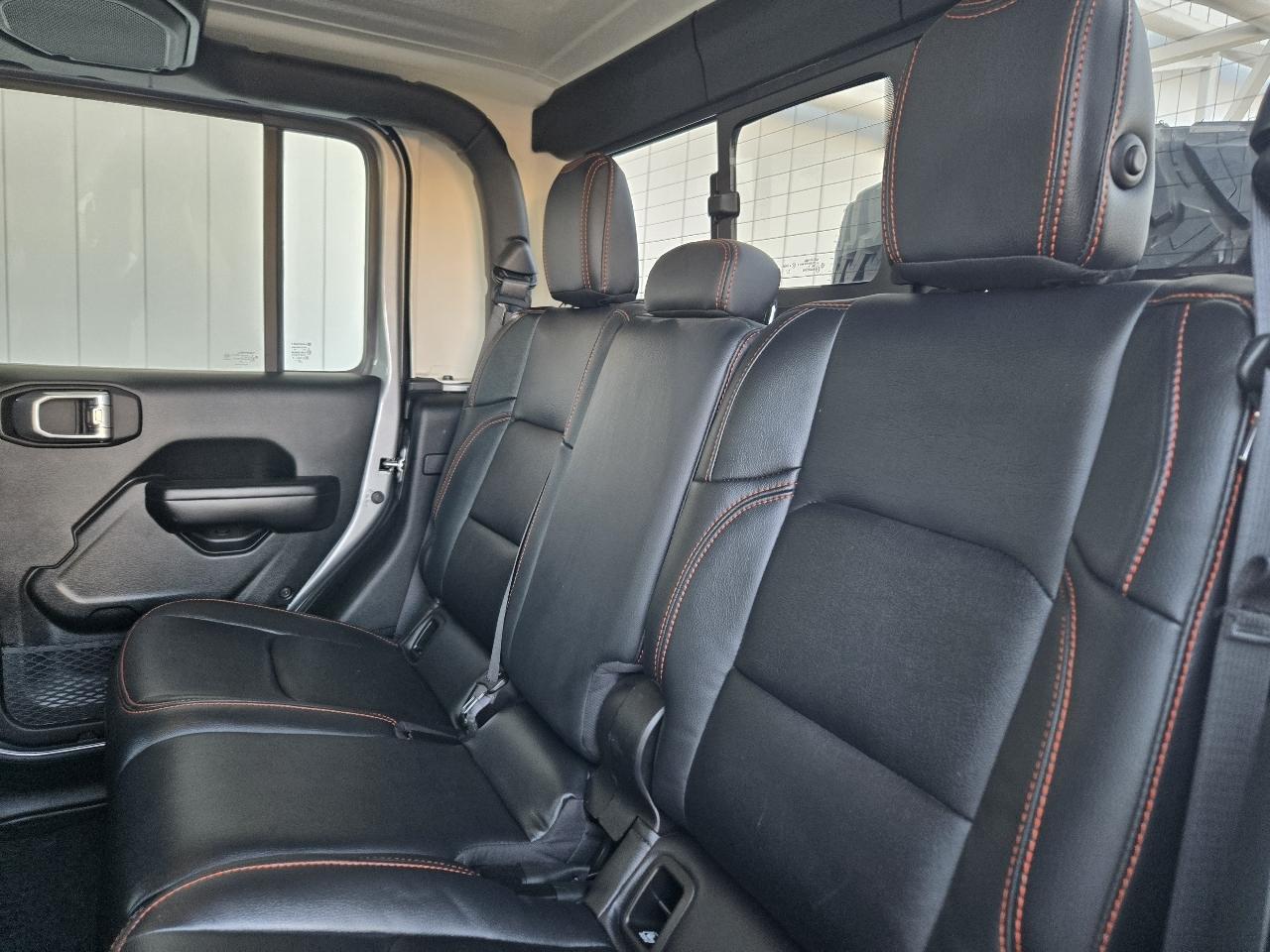 Jeep Gladiator Mojave 2021