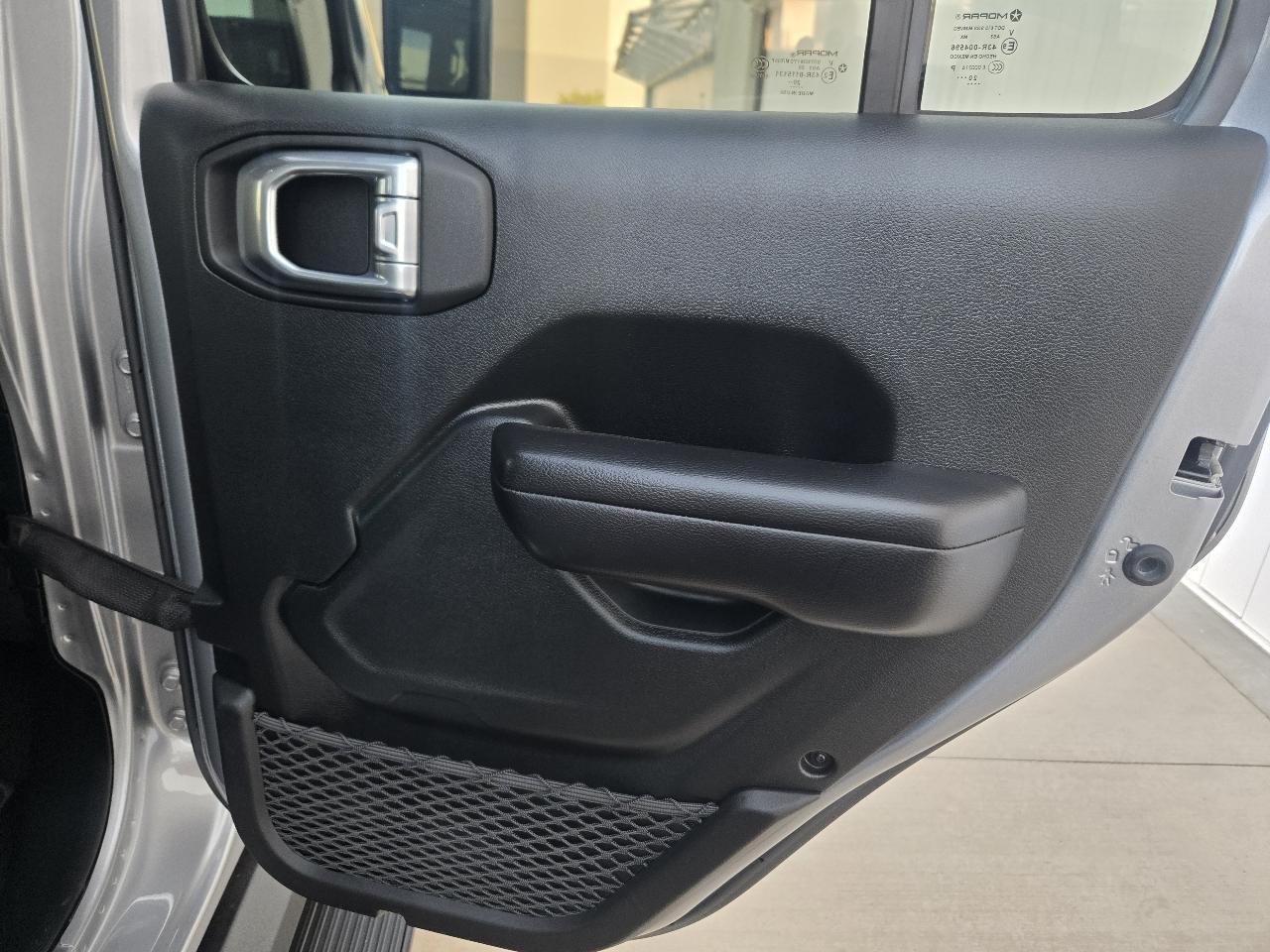 Jeep Gladiator Mojave 2021