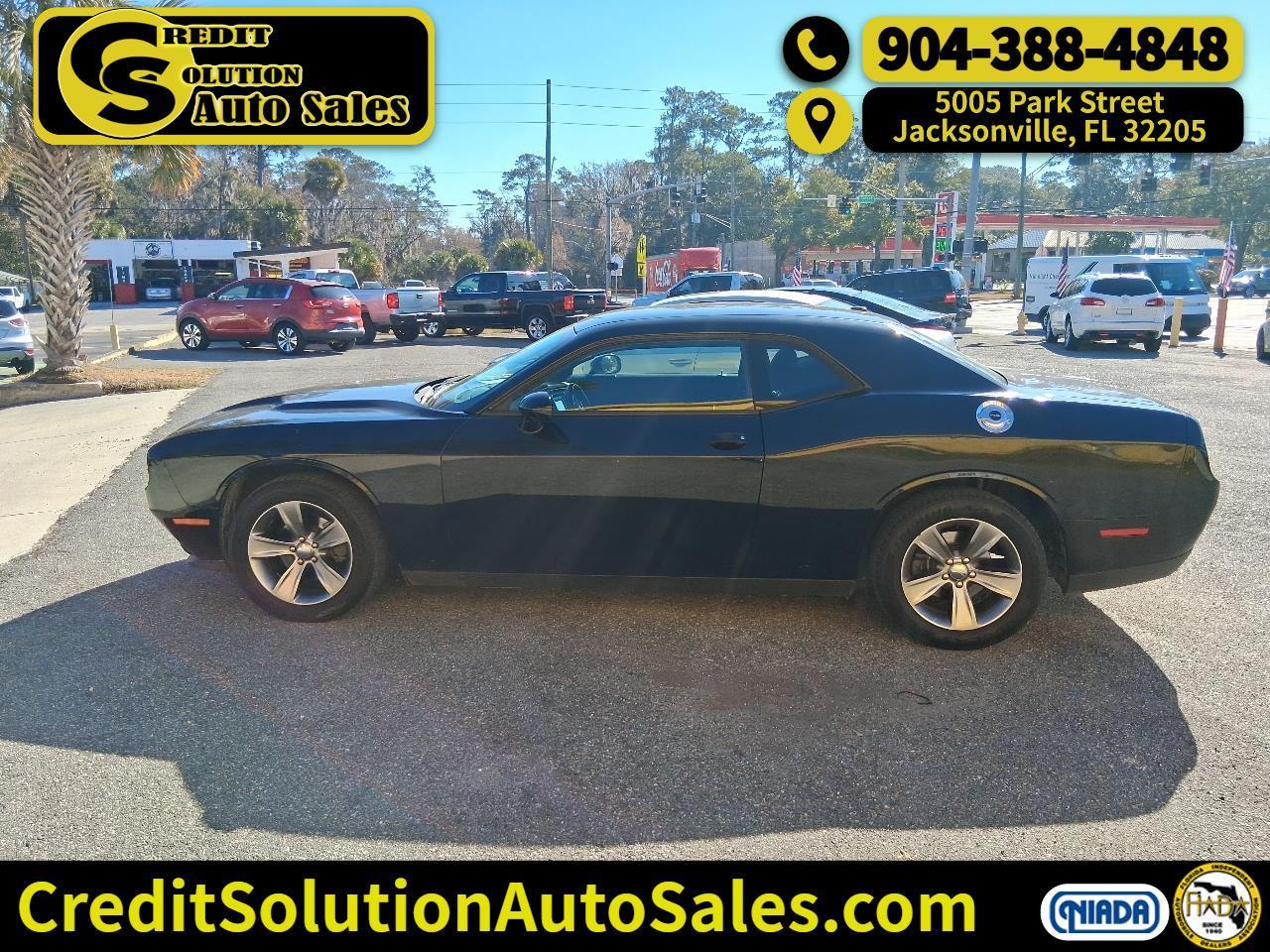 2015 Dodge Challenger SXT