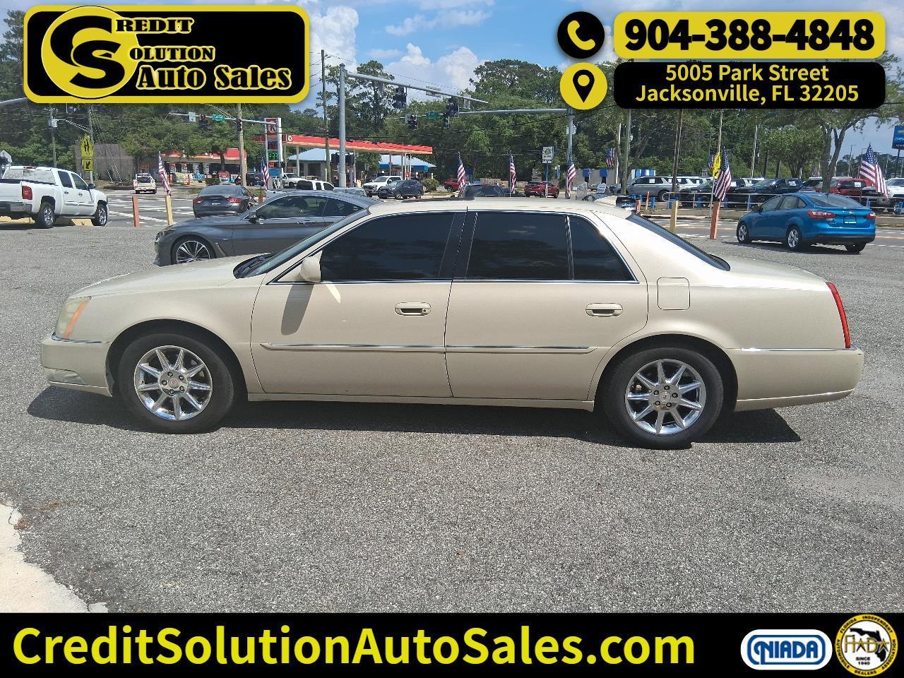 2011 Cadillac DTS Luxury