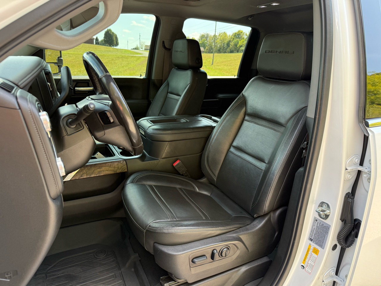 GMC Sierra 2500HD  2022 GMC Sierra 2500HD  2022