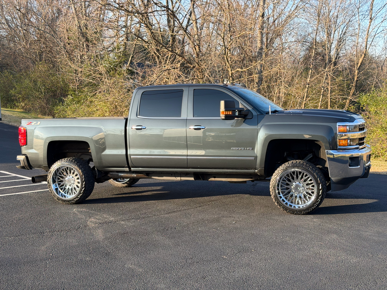 2018 Chevrolet Silverado 2500HD HEAVY DUTY LTZ