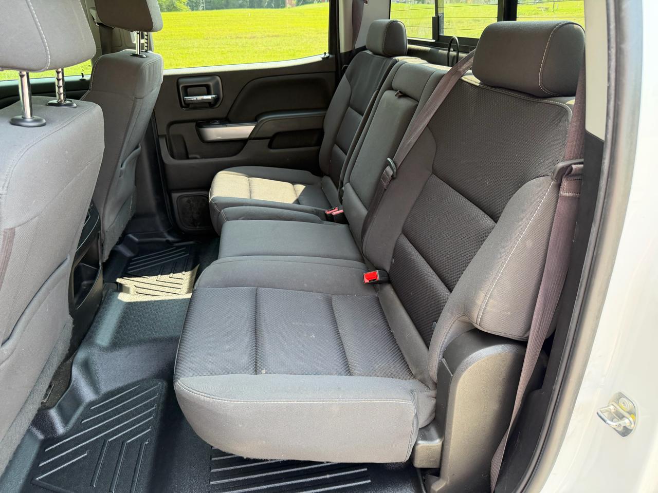 2017 Chevrolet Silverado 2500HD LT - Photo 11