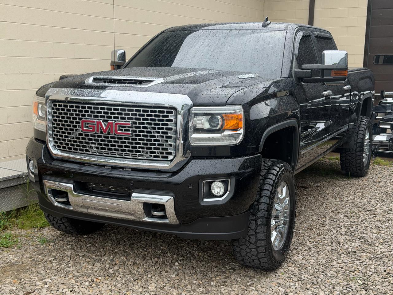 2017 GMC Sierra 2500HD 2500 DENALI