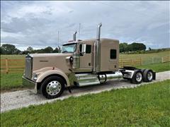 2019 Kenworth W900 